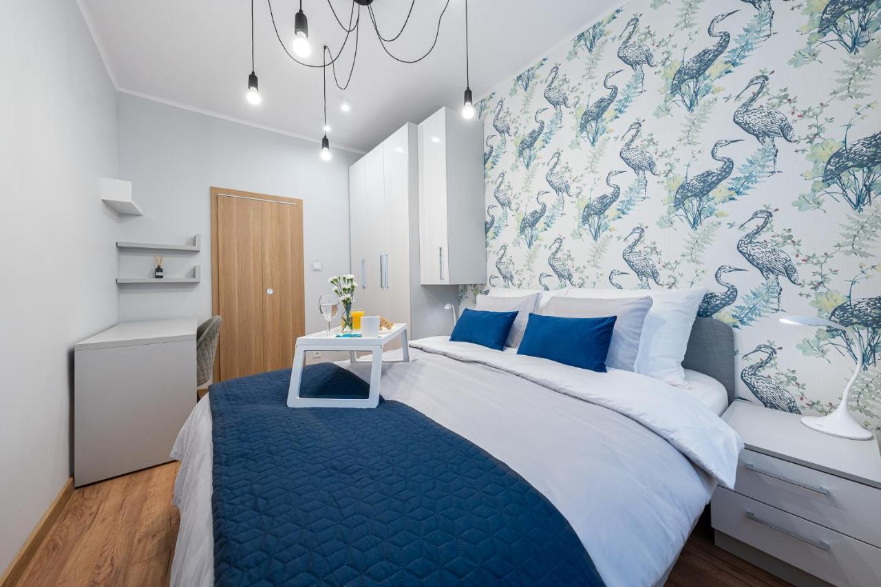 Apartment Bluebird Katowice Near Spodek Mck & City Center Buitenkant foto